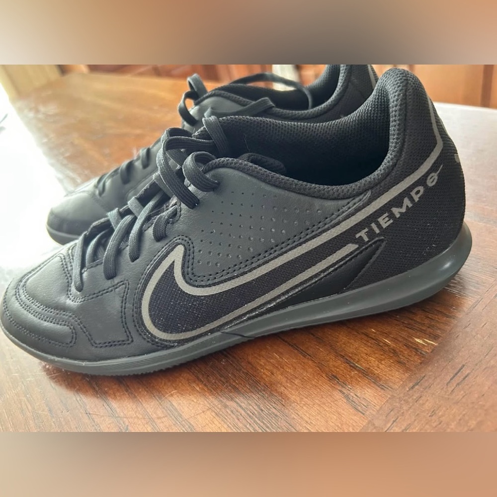 Nike Tiempo Legend 9 Club Indoor Soccer Shoes